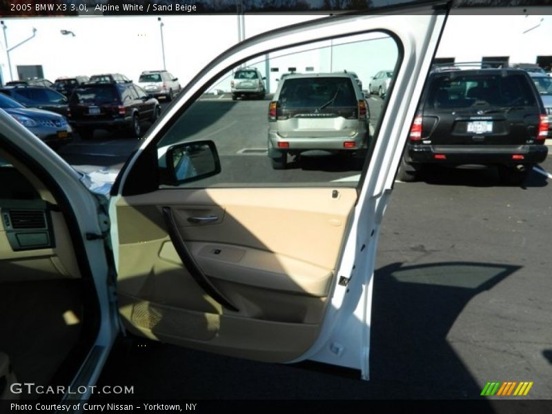 Alpine White / Sand Beige 2005 BMW X3 3.0i