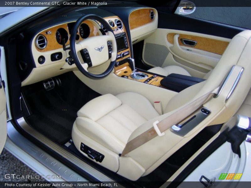  2007 Continental GTC  Magnolia Interior