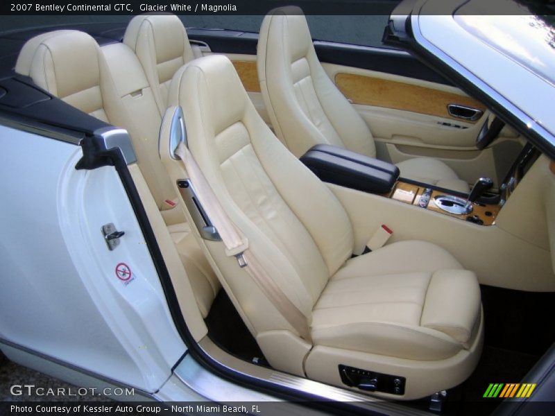  2007 Continental GTC  Magnolia Interior