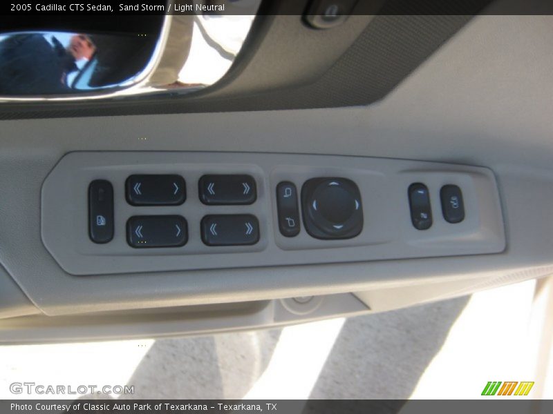 Sand Storm / Light Neutral 2005 Cadillac CTS Sedan