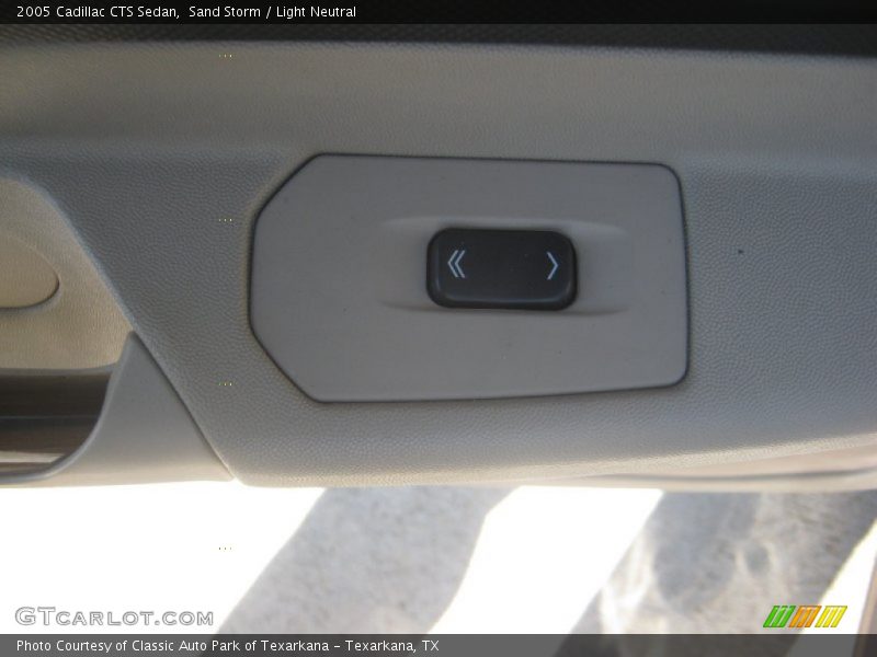 Sand Storm / Light Neutral 2005 Cadillac CTS Sedan
