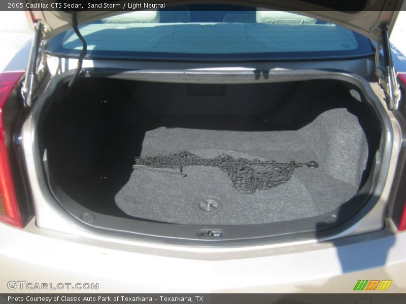 Sand Storm / Light Neutral 2005 Cadillac CTS Sedan