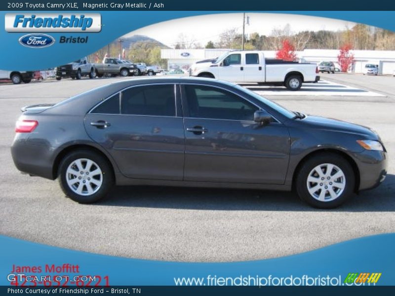 Magnetic Gray Metallic / Ash 2009 Toyota Camry XLE