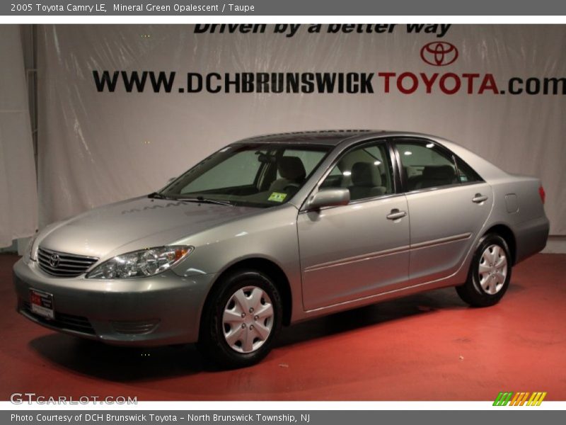 Mineral Green Opalescent / Taupe 2005 Toyota Camry LE
