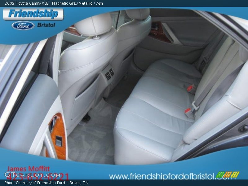 Magnetic Gray Metallic / Ash 2009 Toyota Camry XLE