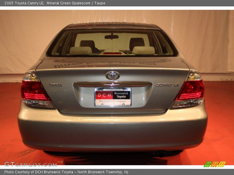 Mineral Green Opalescent / Taupe 2005 Toyota Camry LE