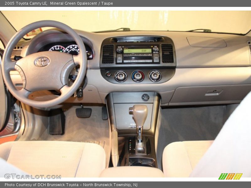 Mineral Green Opalescent / Taupe 2005 Toyota Camry LE