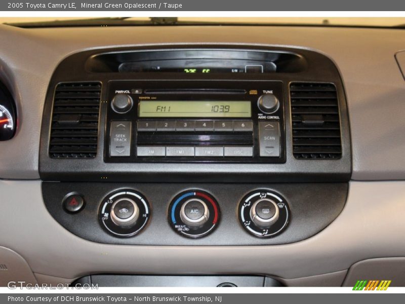 Mineral Green Opalescent / Taupe 2005 Toyota Camry LE