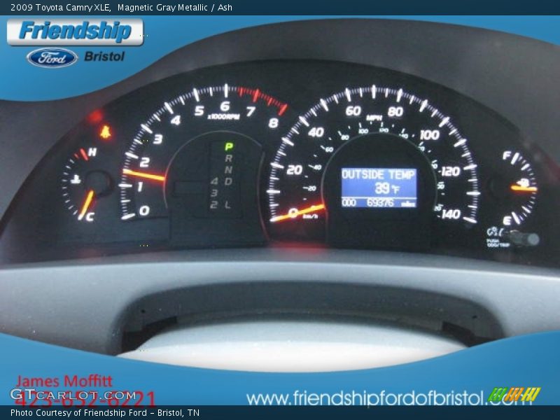 Magnetic Gray Metallic / Ash 2009 Toyota Camry XLE