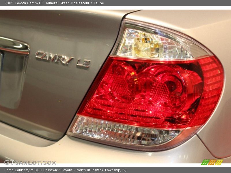 Mineral Green Opalescent / Taupe 2005 Toyota Camry LE