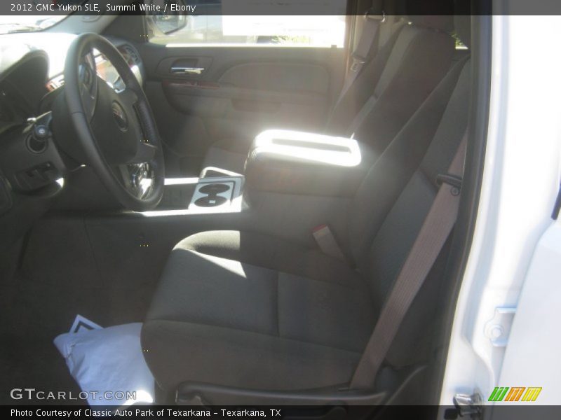 Summit White / Ebony 2012 GMC Yukon SLE