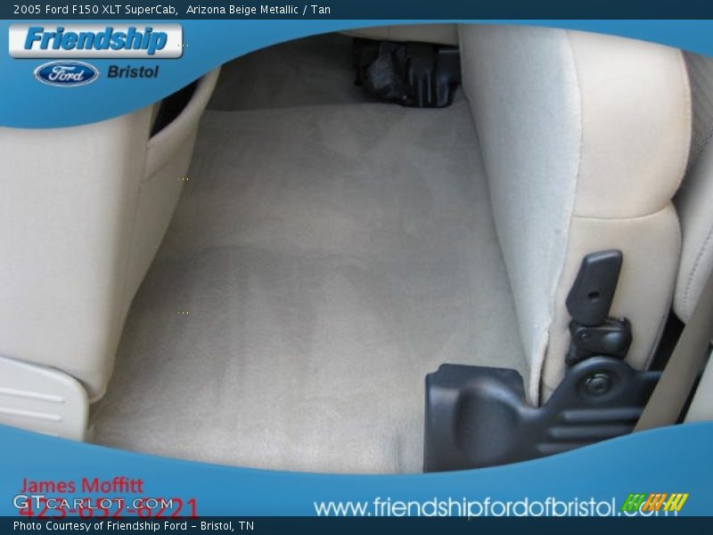 Arizona Beige Metallic / Tan 2005 Ford F150 XLT SuperCab