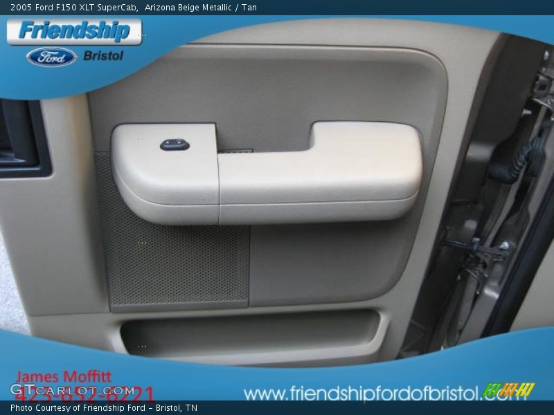 Arizona Beige Metallic / Tan 2005 Ford F150 XLT SuperCab