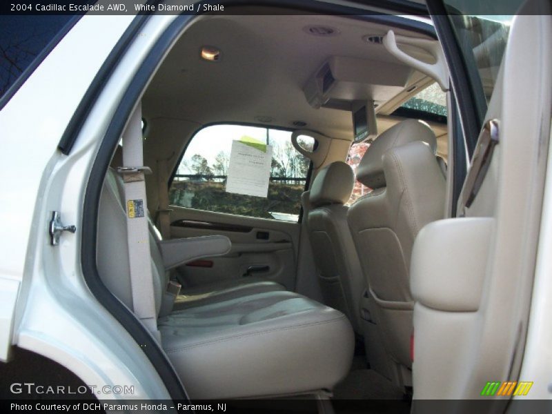 White Diamond / Shale 2004 Cadillac Escalade AWD