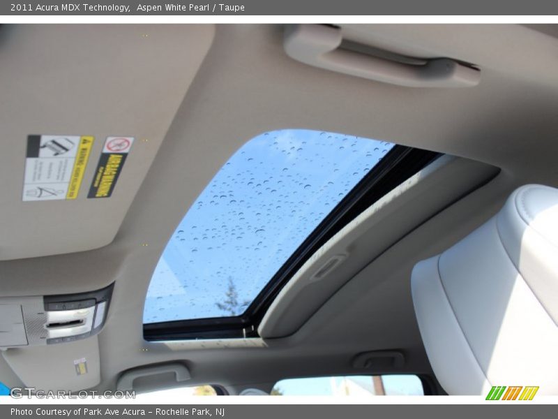 Aspen White Pearl / Taupe 2011 Acura MDX Technology