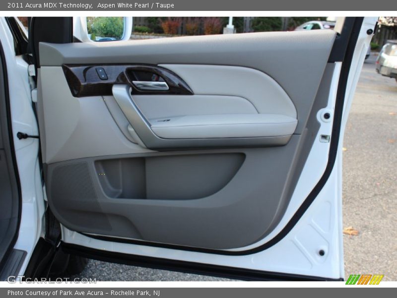 Aspen White Pearl / Taupe 2011 Acura MDX Technology