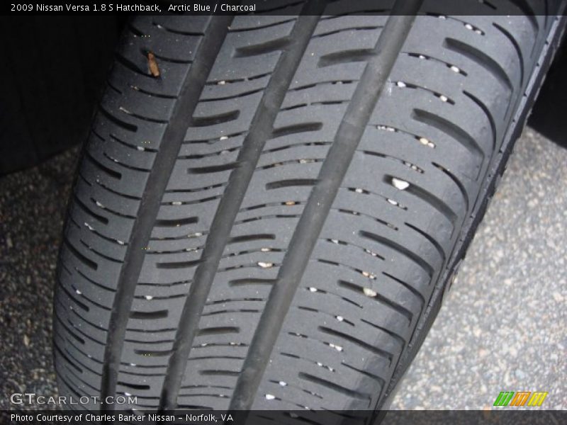 Arctic Blue / Charcoal 2009 Nissan Versa 1.8 S Hatchback
