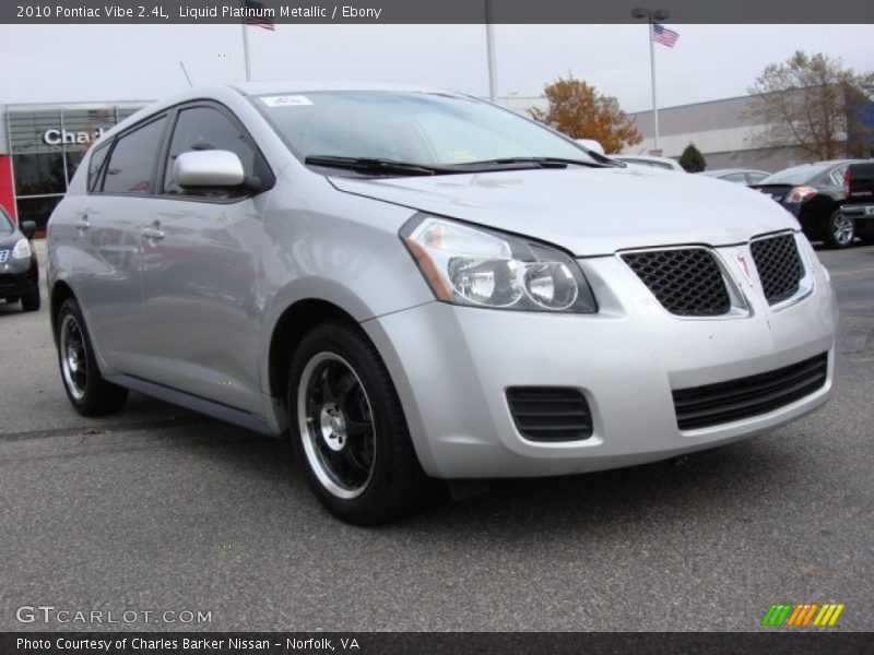 Liquid Platinum Metallic / Ebony 2010 Pontiac Vibe 2.4L