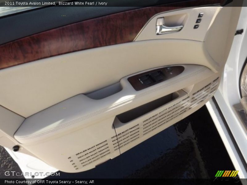 Blizzard White Pearl / Ivory 2011 Toyota Avalon Limited