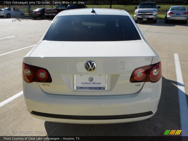 Candy White / Art Grey 2009 Volkswagen Jetta TDI Sedan