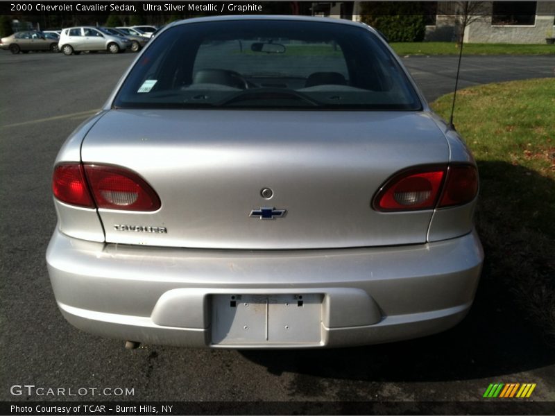 Ultra Silver Metallic / Graphite 2000 Chevrolet Cavalier Sedan