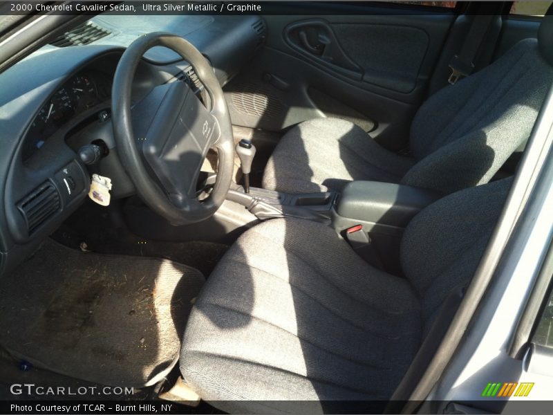 Ultra Silver Metallic / Graphite 2000 Chevrolet Cavalier Sedan