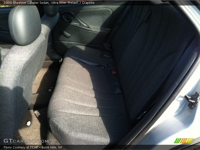 Ultra Silver Metallic / Graphite 2000 Chevrolet Cavalier Sedan