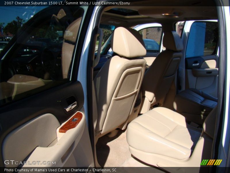 Summit White / Light Cashmere/Ebony 2007 Chevrolet Suburban 1500 LT