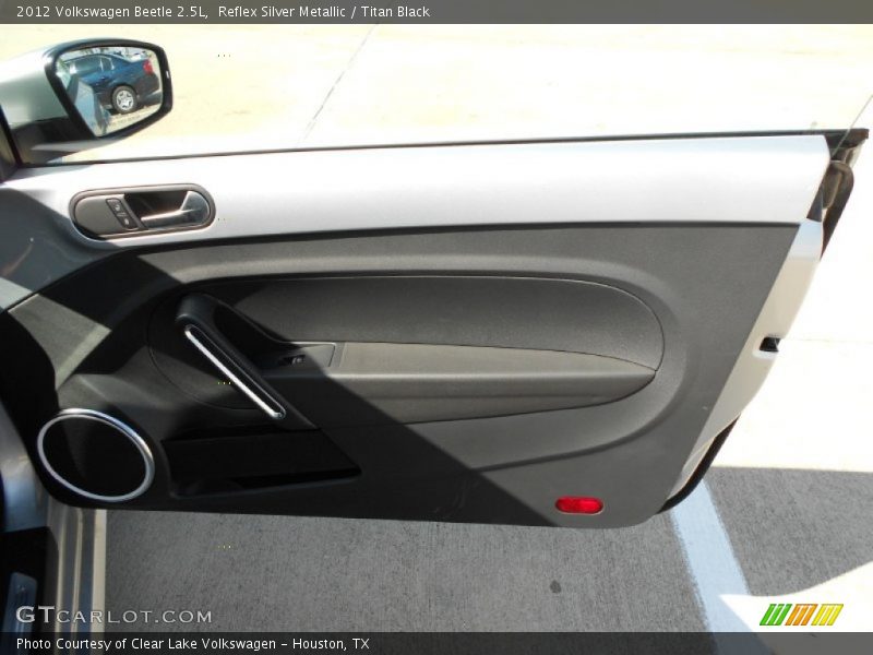 Reflex Silver Metallic / Titan Black 2012 Volkswagen Beetle 2.5L