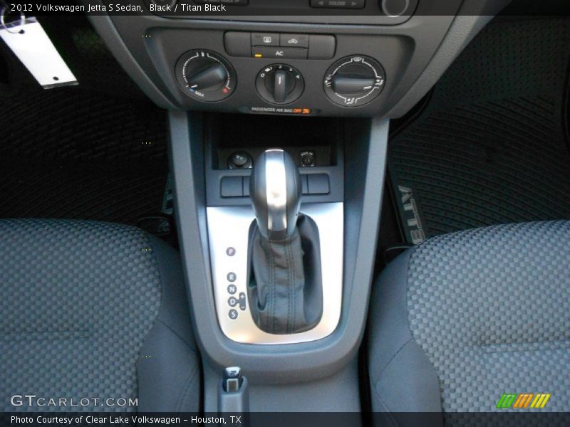 Black / Titan Black 2012 Volkswagen Jetta S Sedan