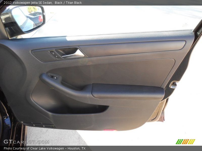 Black / Titan Black 2012 Volkswagen Jetta SE Sedan