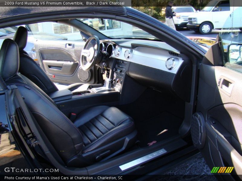 Black / Dark Charcoal 2009 Ford Mustang V6 Premium Convertible