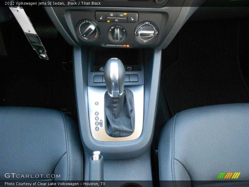 Black / Titan Black 2012 Volkswagen Jetta SE Sedan