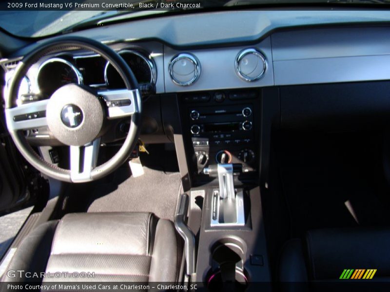 Black / Dark Charcoal 2009 Ford Mustang V6 Premium Convertible