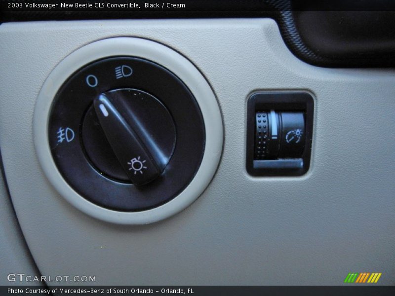 Black / Cream 2003 Volkswagen New Beetle GLS Convertible
