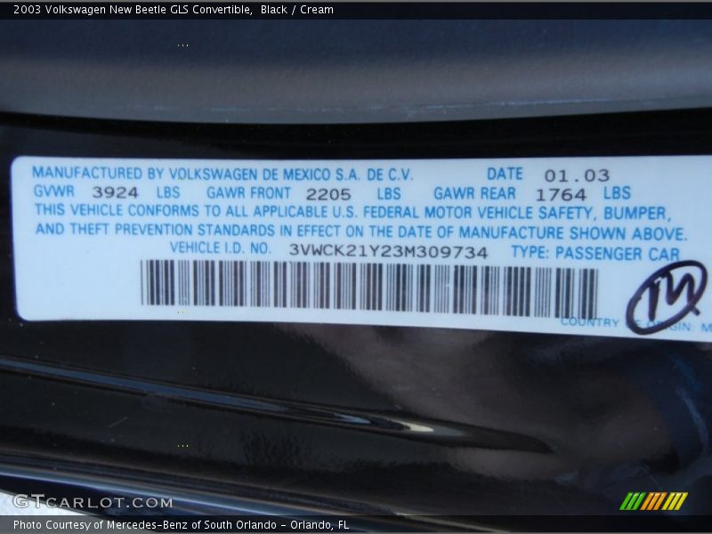 Black / Cream 2003 Volkswagen New Beetle GLS Convertible