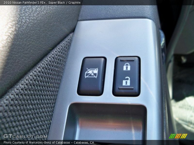 Super Black / Graphite 2010 Nissan Pathfinder S FE+