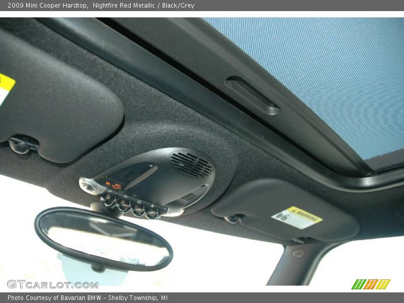 Nightfire Red Metallic / Black/Grey 2009 Mini Cooper Hardtop