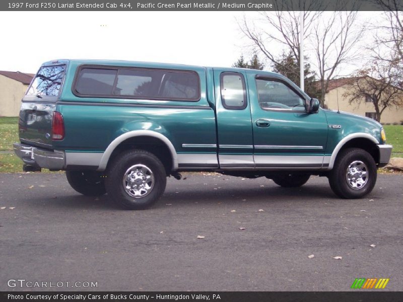 Pacific Green Pearl Metallic / Medium Graphite 1997 Ford F250 Lariat Extended Cab 4x4