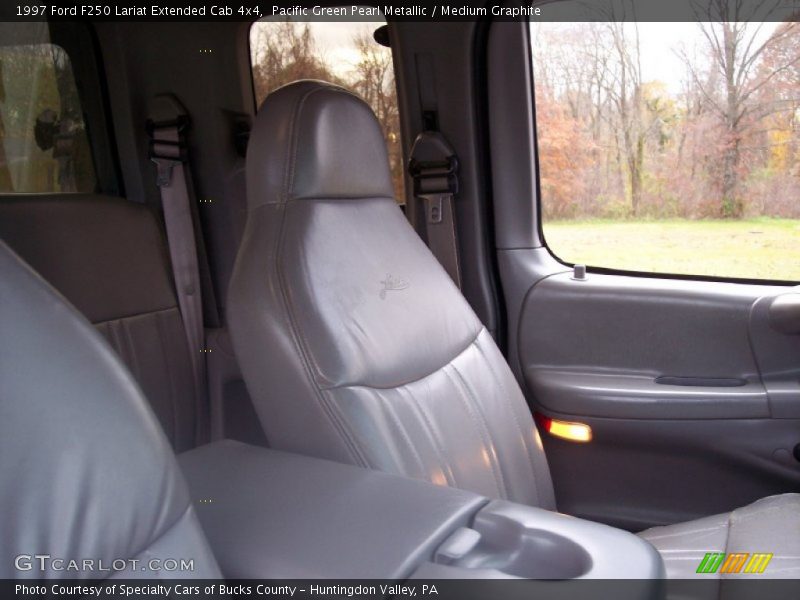 Pacific Green Pearl Metallic / Medium Graphite 1997 Ford F250 Lariat Extended Cab 4x4