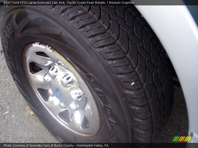 Pacific Green Pearl Metallic / Medium Graphite 1997 Ford F250 Lariat Extended Cab 4x4