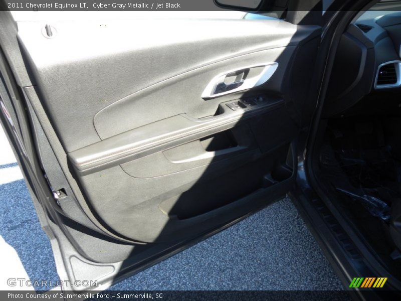Cyber Gray Metallic / Jet Black 2011 Chevrolet Equinox LT