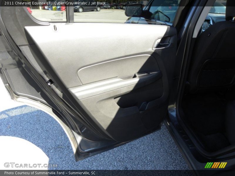 Cyber Gray Metallic / Jet Black 2011 Chevrolet Equinox LT