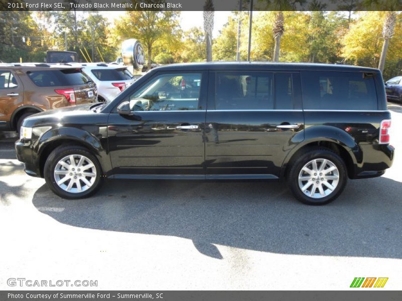 Tuxedo Black Metallic / Charcoal Black 2011 Ford Flex SEL