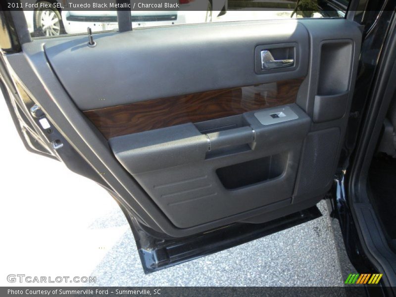 Tuxedo Black Metallic / Charcoal Black 2011 Ford Flex SEL