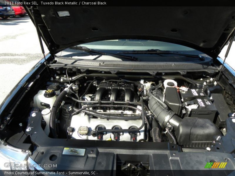 Tuxedo Black Metallic / Charcoal Black 2011 Ford Flex SEL