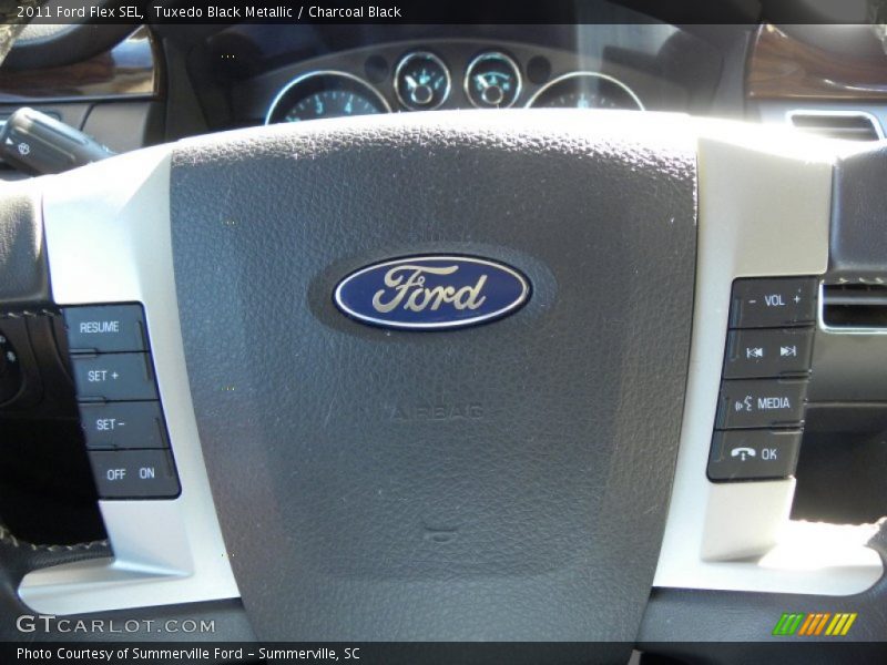 Tuxedo Black Metallic / Charcoal Black 2011 Ford Flex SEL