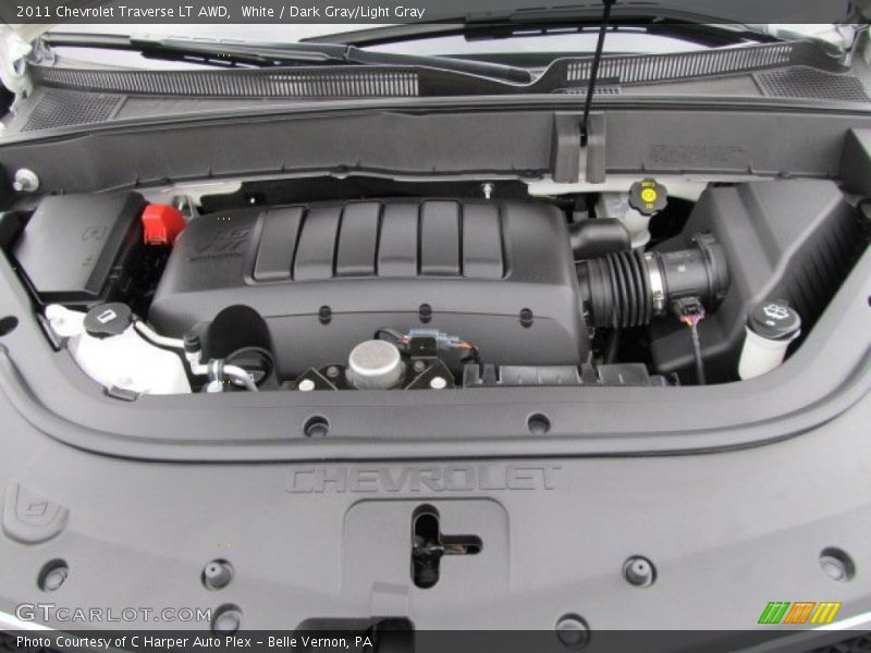 White / Dark Gray/Light Gray 2011 Chevrolet Traverse LT AWD