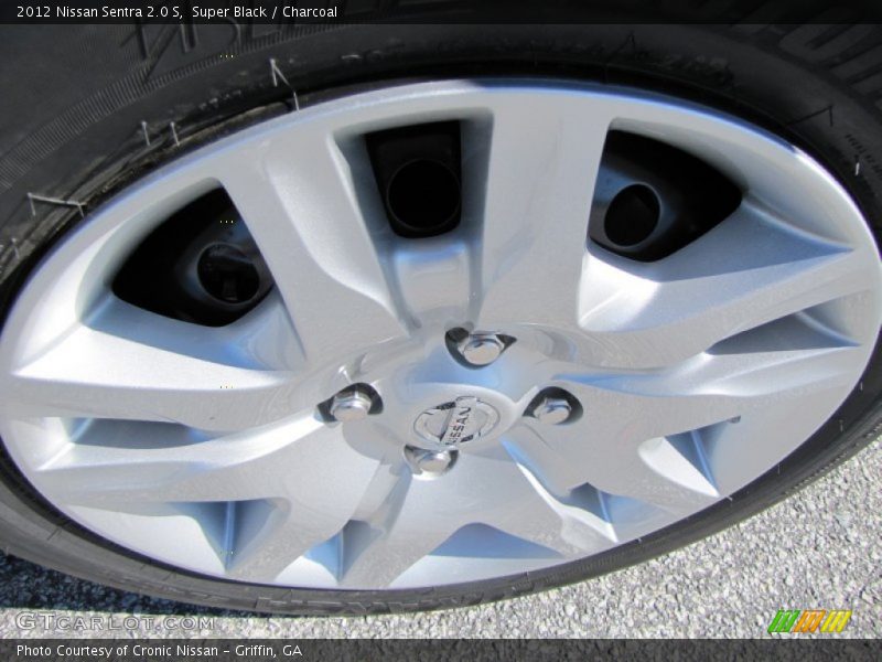 Super Black / Charcoal 2012 Nissan Sentra 2.0 S