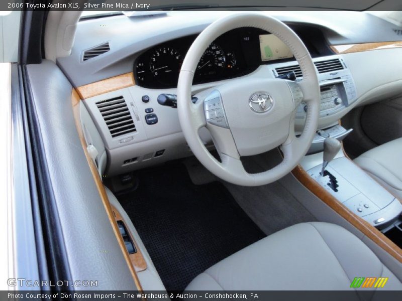 Silver Pine Mica / Ivory 2006 Toyota Avalon XLS